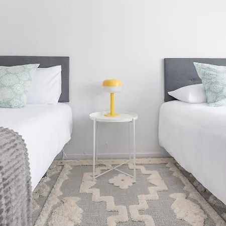 San With Private Parking サンタンデール