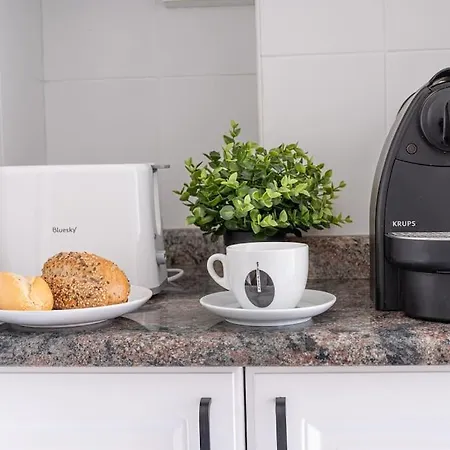 San With Private Parking