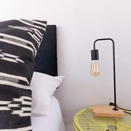 San With Private Parking