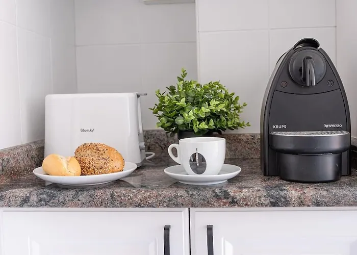 San With Private Parking