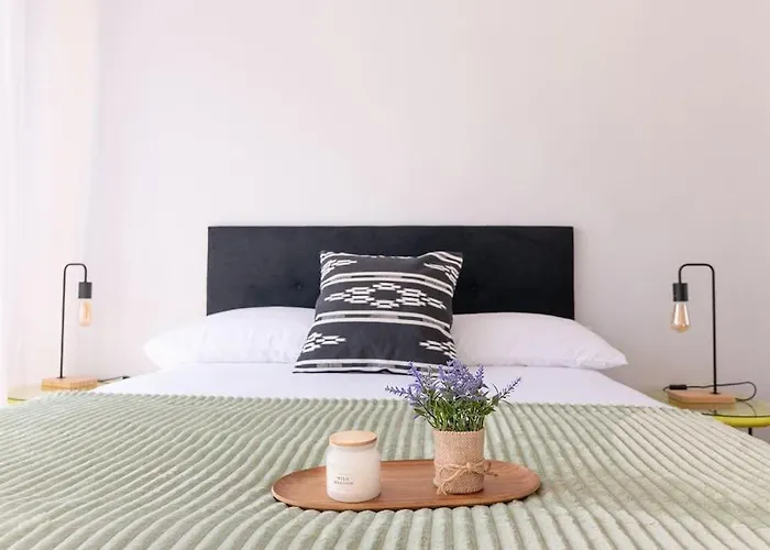 San With Private Parking Santander