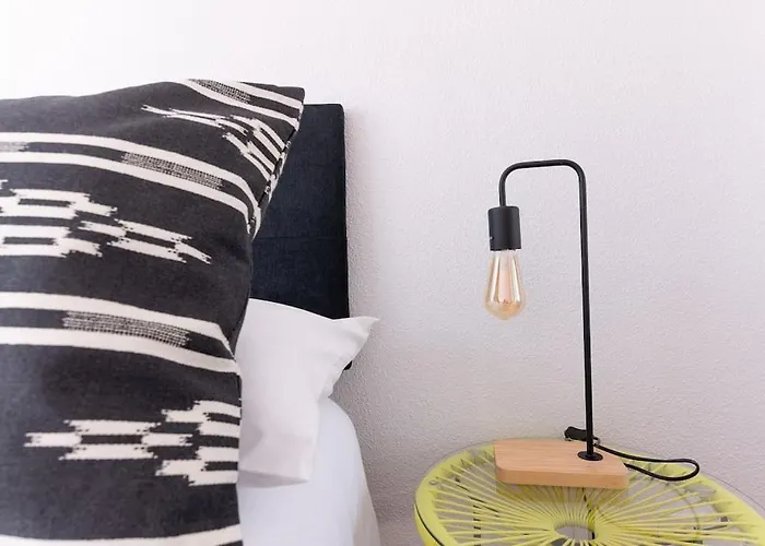 San With Private Parking