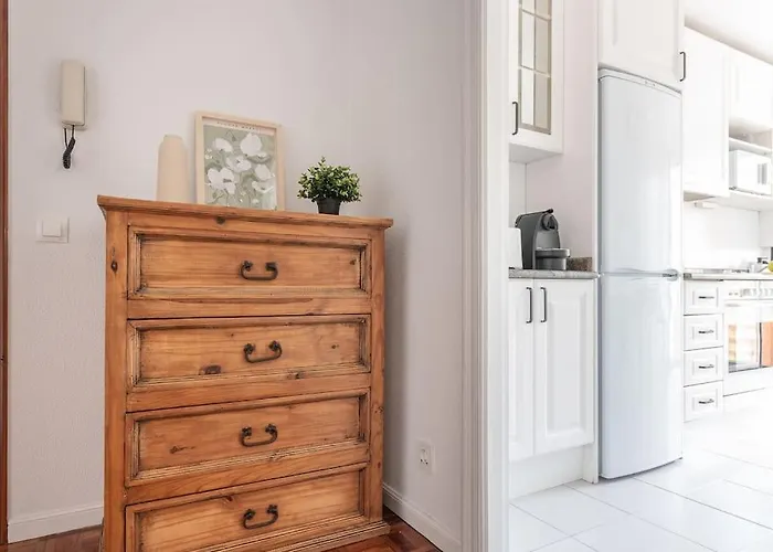 San With Private Parking Apartment Santander