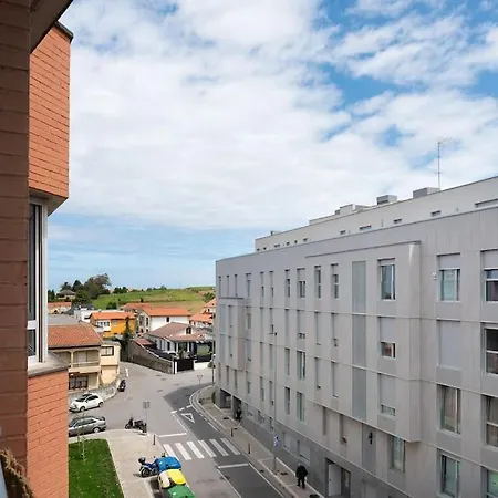 Appartement San With Private Parking Santander