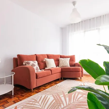 Appartement San With Private Parking Santander