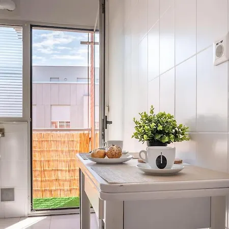 Appartement San With Private Parking Santander