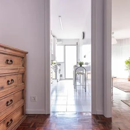 San With Private Parking Appartement *