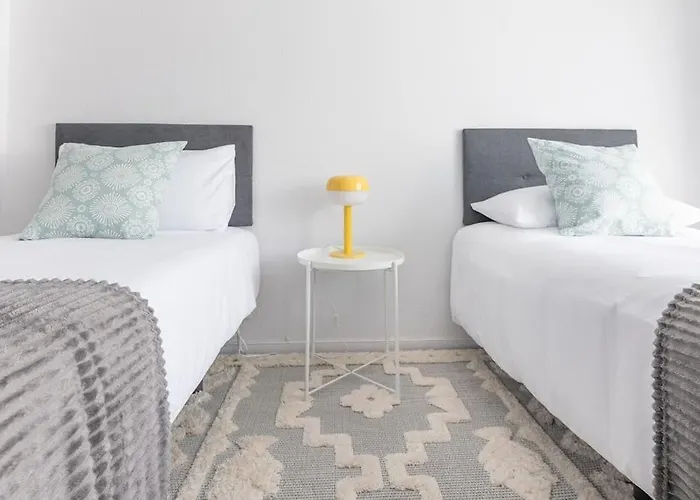 San With Private Parking Santander